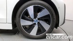 BMW i3 LUX 2019 года из Южной Кореи