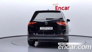 Volkswagen Tiguan 2.0 TDI Premium 2020 года из Южной Кореи