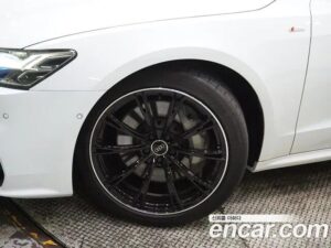Audi A7 55 TFSI 4WD Premium 2022 года из Южной Кореи