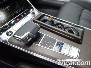 Audi A7 55 TFSI 4WD Premium 2022 года из Южной Кореи