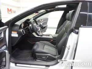 Audi A7 55 TFSI 4WD Premium 2022 года из Южной Кореи