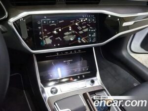 Audi A7 55 TFSI 4WD Premium 2022 года из Южной Кореи