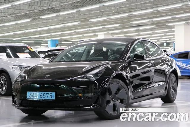 Tesla Model 3 Standard RANGE Plus 2022 года из Кореи