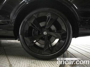Bentley Bentayga 4.0 V8 2021 года из Южной Кореи