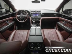 Bentley Bentayga 4.0 V8 2021 года из Южной Кореи