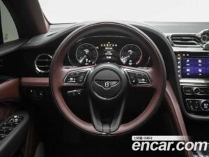 Bentley Bentayga 4.0 V8 2021 года из Южной Кореи