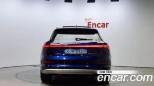 Audi e-tron 55 4WD 2022 года из Южной Кореи