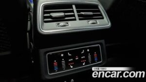 Audi e-tron 55 4WD 2022 года из Южной Кореи