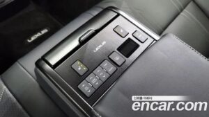 Lexus ES Luxury Plus 2021 года из Южной Кореи