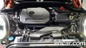 Mini Cooper 5Door DEFAULT 2020 года из Южной Кореи