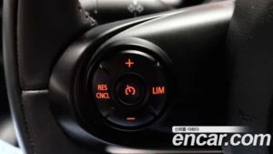 Mini Cooper 5Door DEFAULT 2020 года из Южной Кореи