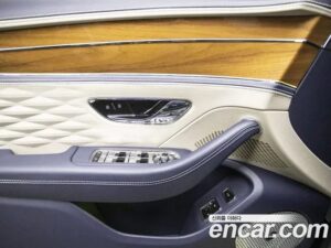 Bentley Flying Spur 4.0 2021 года из Южной Кореи
