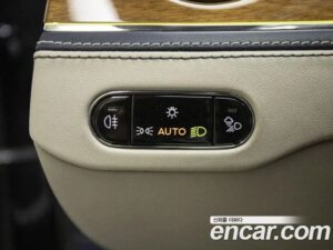 Bentley Flying Spur 4.0 2021 года из Южной Кореи