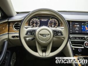 Bentley Flying Spur 4.0 2021 года из Южной Кореи