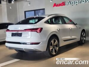 Audi e-tron 55 4WD Sportback 2022 года из Южной Кореи