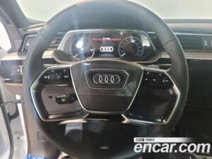 Audi e-tron 55 4WD Sportback 2022 года из Южной Кореи