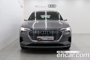 Audi e-tron 55 4WD 2022 года из Южной Кореи