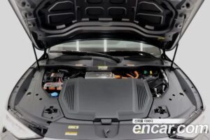 Audi e-tron 55 4WD 2022 года из Южной Кореи