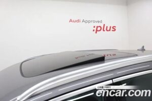 Audi e-tron 55 4WD 2022 года из Южной Кореи