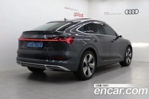Audi e-tron 55 4WD Sportback 2022 года из Южной Кореи