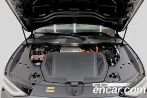 Audi e-tron 55 4WD Sportback 2022 года из Южной Кореи