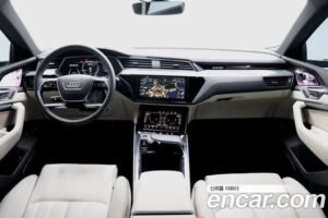 Audi e-tron 55 4WD Sportback 2022 года из Южной Кореи