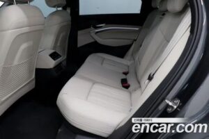Audi e-tron 55 4WD Sportback 2022 года из Южной Кореи