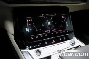 Audi e-tron 55 4WD Sportback 2022 года из Южной Кореи
