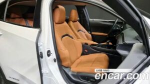 Lexus UX 2.0 2WD 2020 года из Южной Кореи