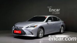 Lexus ES Executive 2022 года из Южной Кореи