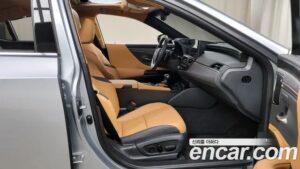 Lexus ES Executive 2022 года из Южной Кореи