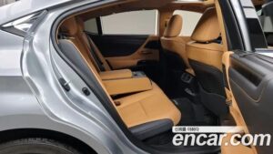 Lexus ES Executive 2022 года из Южной Кореи