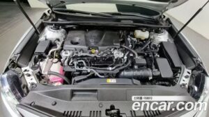 Toyota Camry 2.5 XLE HYBRID 2021 года из Южной Кореи