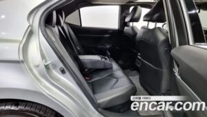 Toyota Camry 2.5 XLE HYBRID 2021 года из Южной Кореи