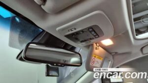 Toyota Camry 2.5 XLE HYBRID 2021 года из Южной Кореи