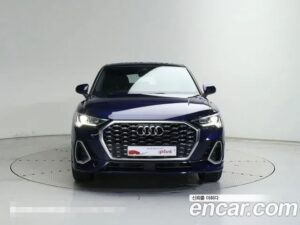 Audi Q3 35 TDI Premium Sportback 2022 года из Южной Кореи