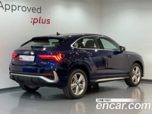 Audi Q3 35 TDI 4WD Premium 2022 года из Южной Кореи