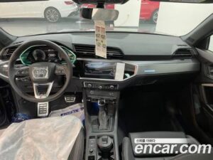 Audi Q3 35 TDI 4WD Premium 2022 года из Южной Кореи