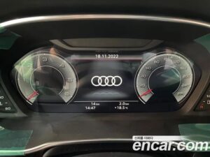Audi Q3 35 TDI 4WD Premium 2022 года из Южной Кореи