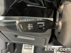 Audi Q3 35 TDI 4WD Premium 2022 года из Южной Кореи