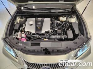 Lexus ES Luxury Plus 2020 года из Южной Кореи