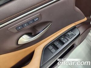 Lexus ES Luxury Plus 2020 года из Южной Кореи