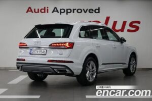 Audi Q7 45 TDI 4WD Premium 2022 года из Южной Кореи