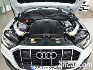 Audi Q7 45 TDI 4WD Premium 2022 года из Южной Кореи
