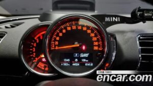 Mini Clubman High 2020 года из Южной Кореи