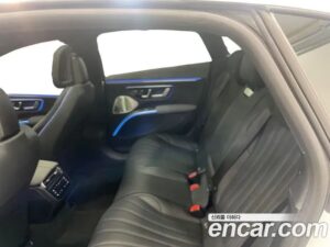 Mercedes-Benz EQS EQS450+ 2022 года из Южной Кореи