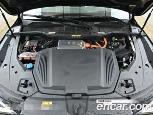 Audi e-tron 55 4WD 2022 года из Южной Кореи