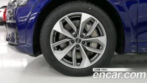 Audi e-tron 55 4WD 2022 года из Южной Кореи
