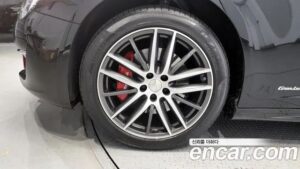 Maserati Ghibli 3.0 Дизель GranLusso 2020 года из Южной Кореи