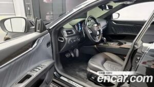 Maserati Ghibli 3.0 Дизель GranLusso 2020 года из Южной Кореи